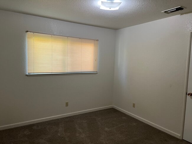 Photo - 1017 Rose Ave