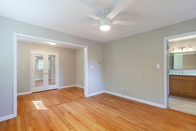 Building Photo - Very Spacious 4bd/3.5ba Brookhaven Home w/ 2 Car Garage and Fenced-In Backyard!!