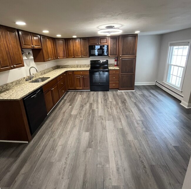 Photo - 24 Ash St Unit 2