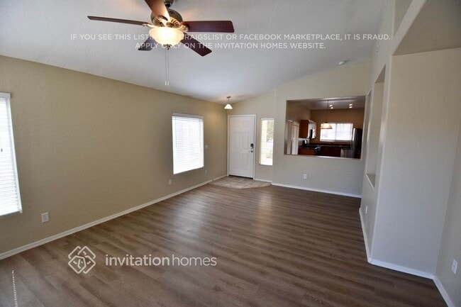 Photo - 668 E Cantebria Dr