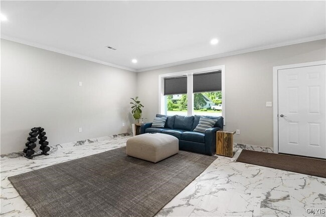 Photo - 238 Oriskany Blvd