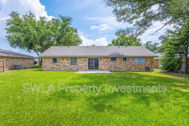 Photo - 338 Vanessa Ave