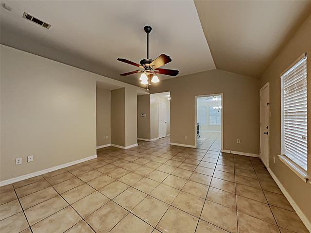 Photo - 3320 Stanley Ave