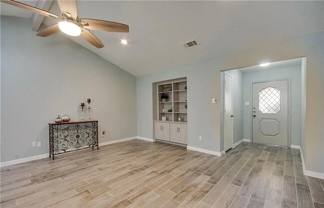 Photo - 4001 Double Oak Ln