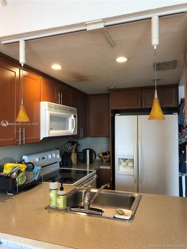 Photo - 1035 West Ave Unidad 306