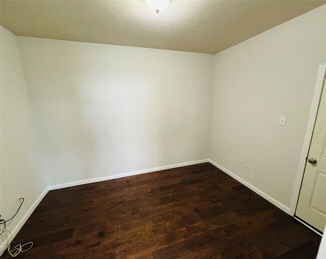 Photo - 18002 Secret Branch Ln