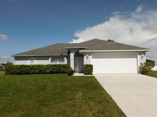 Building Photo - Cozy 3 Bed 2 Bath Home Available Immediately