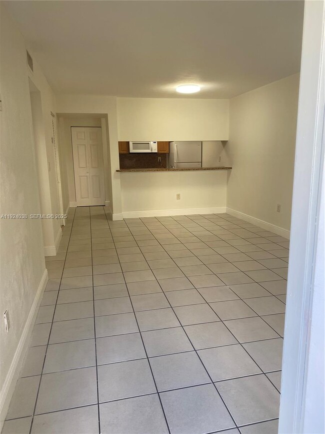 Photo - 18280 Mediterranean Blvd Unit 4-3