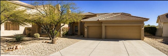 Building Photo - 13065 E Shangri La Rd