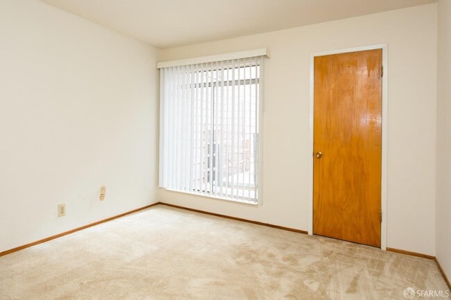 Photo - 322 2nd Ave
