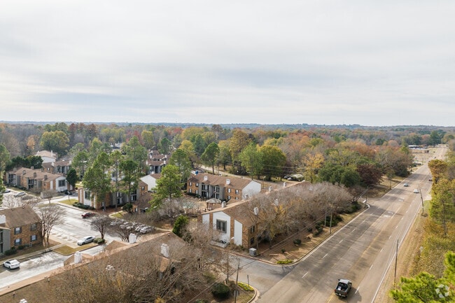 Woodridge Apartments