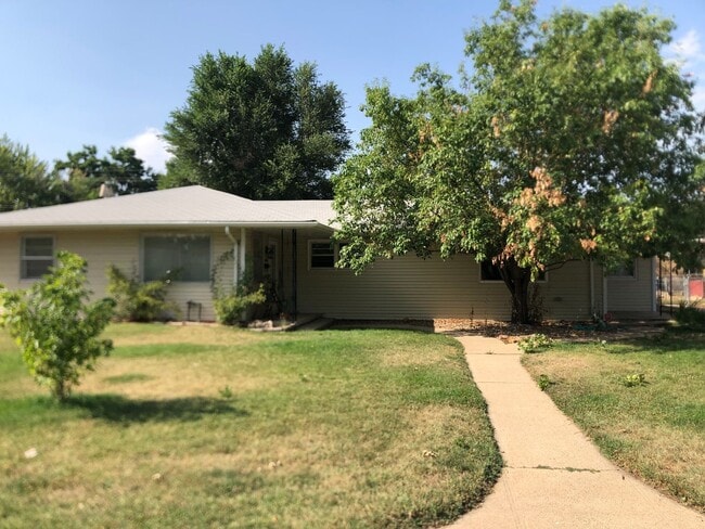 Building Photo - Two Bedroom Apartment with Fenced Backyard in Lafayette Duplex