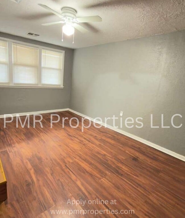 Photo - 3 Bedrooms / 1 Bathroom House