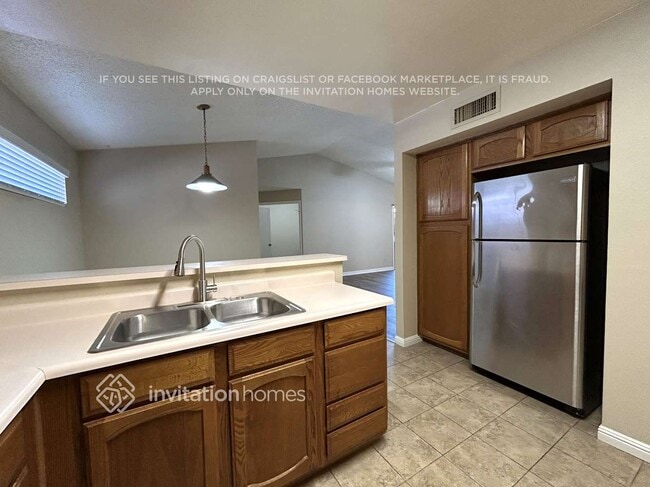 Photo - 11564 W Sage Dr