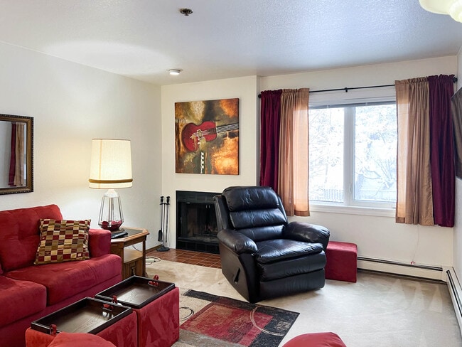 Photo - 315 E 12th Ave