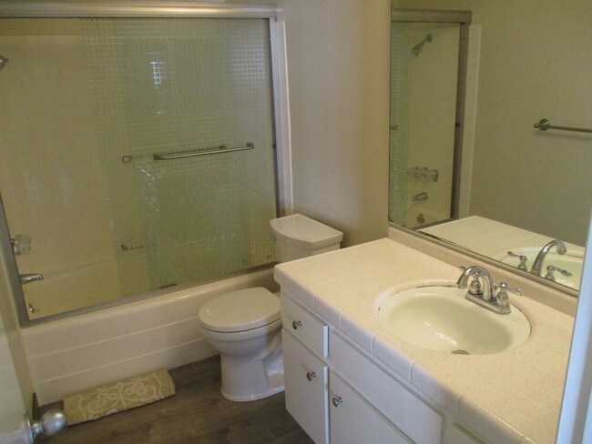 Bathroom #2 - 3603 W Hidden Ln Unidad 316