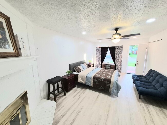 Photo - 1533 Bosque Dr