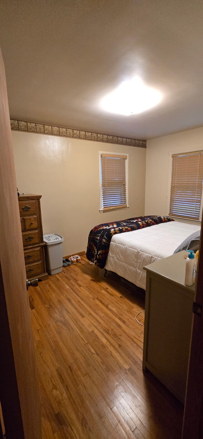 Photo - 205 Elm St