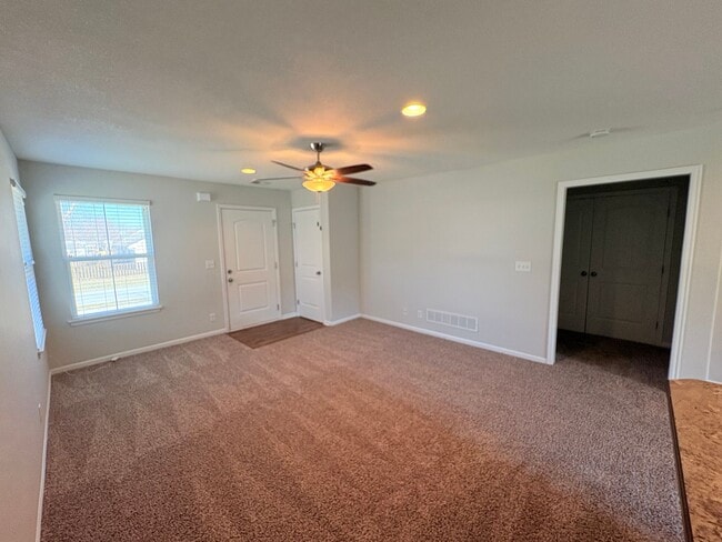 Photo - 2 Bed 2 Car Single Level Home in Raymore