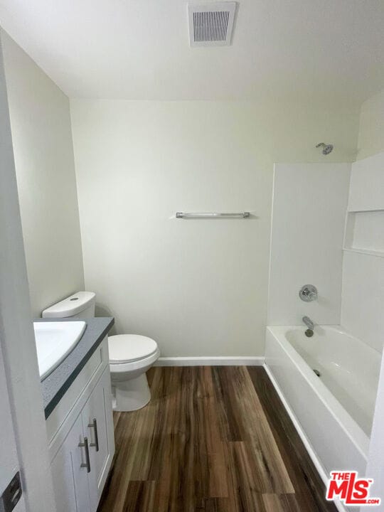 Photo - 3160 Vineland Ave Unit 3