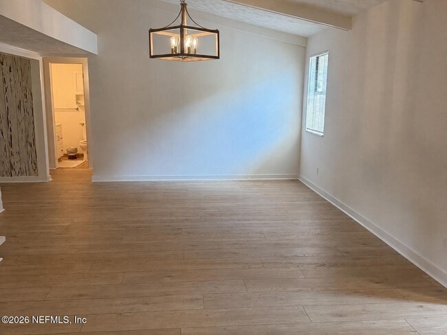 Photo - 4512 Hartman Rd