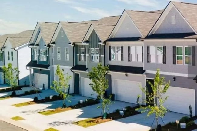 Building Photo - 3369 The Way Pl