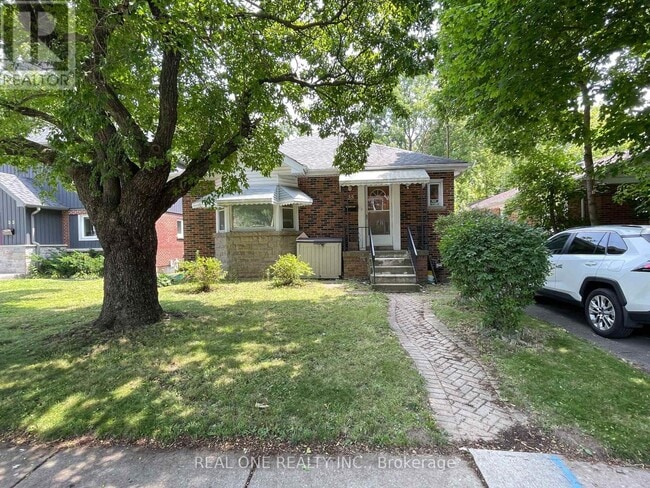 Photo - 35 Bowman St