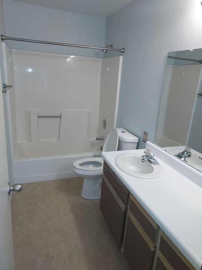 Photo - 2ND FLOOR CONDO FOR RENT