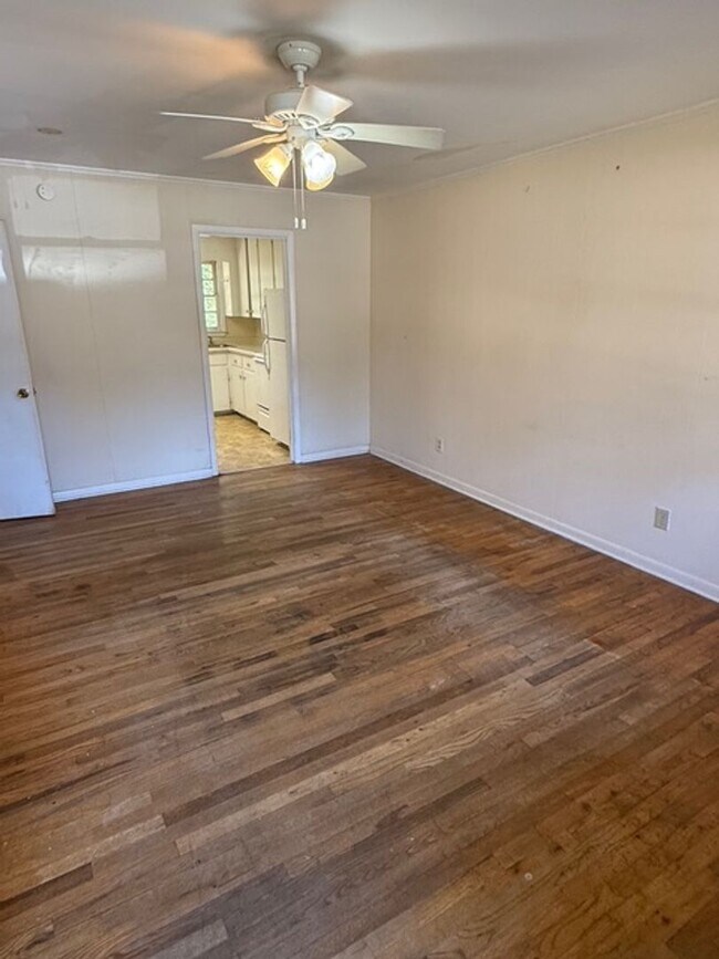 Photo - 10-12 Milledge Ct Unit MCourt 12