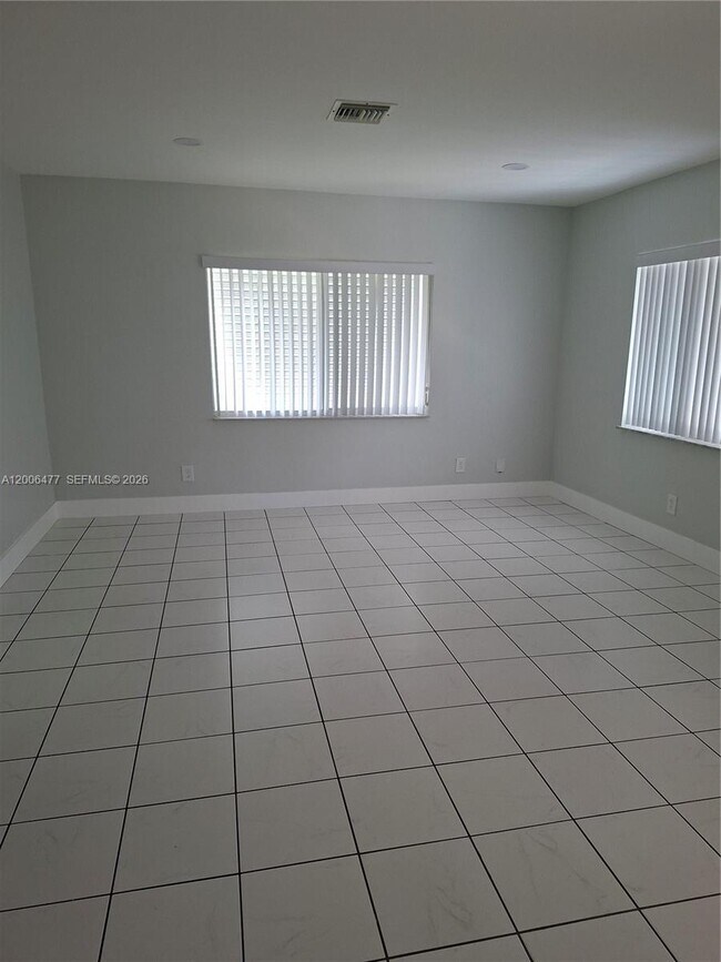 Photo - 1814 SW 97th Terrace Unit A