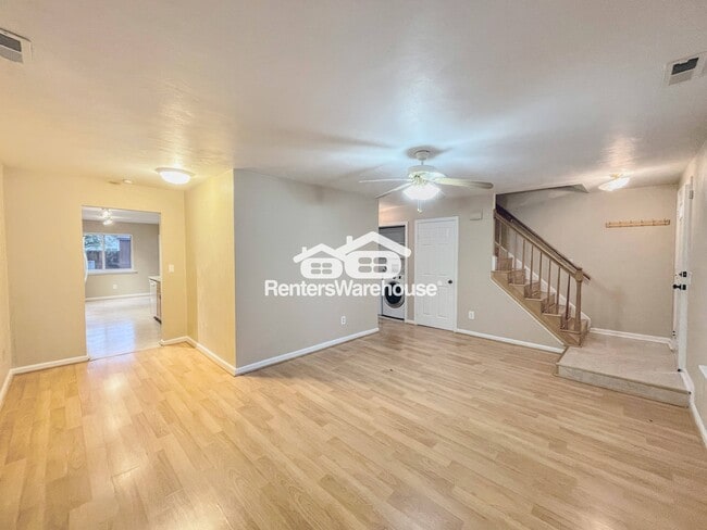 Photo - 924 Sedley Rd