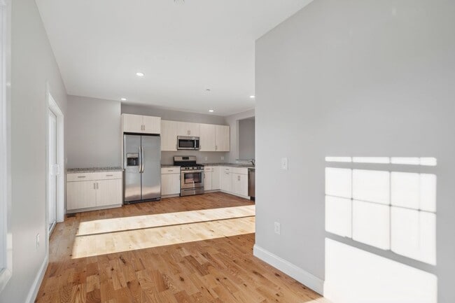 Photo - Half Peak Place