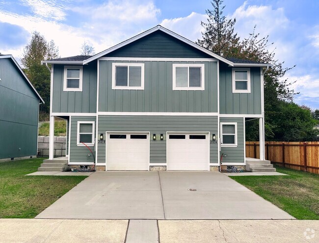 Building Photo - Brand New 3 br/2.5 bath duplex in Eatonville Unit 202 Mashell Ave. S Rental