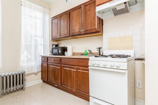 41-32 53rd Street
