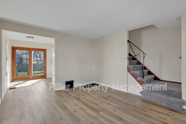 Photo - 406 Beechtree Rd