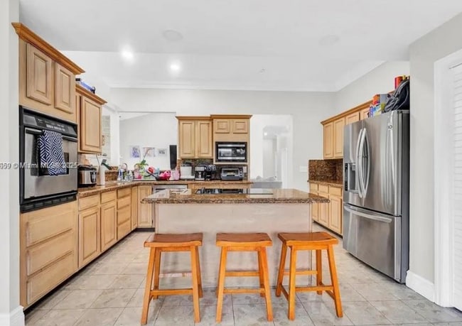 Photo - 19905 SW 135th Ave