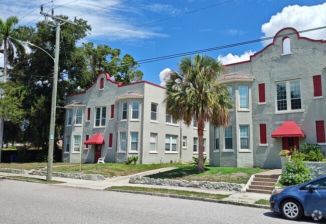 Building Photo - Royal Palm 1916 Unit 28 Rental