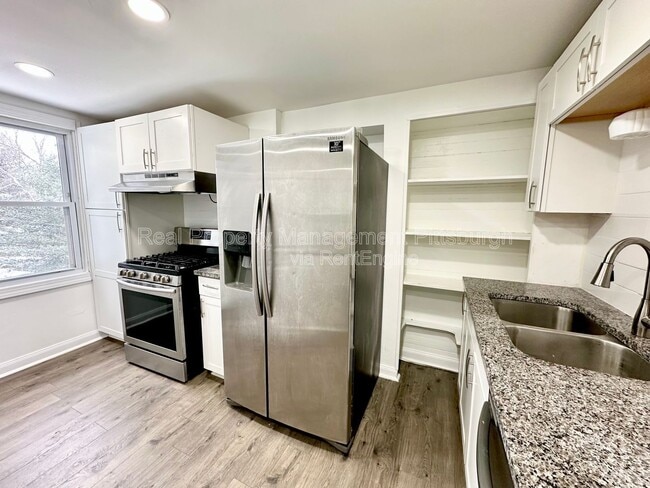 Photo - 814 Greensburg Pike