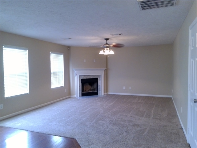 Photo - 3404 Boxelder Way