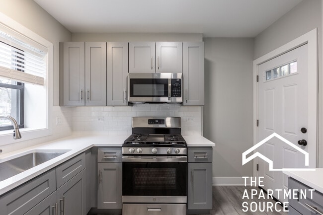 Photo - 1139 Oak Ave Unit W2