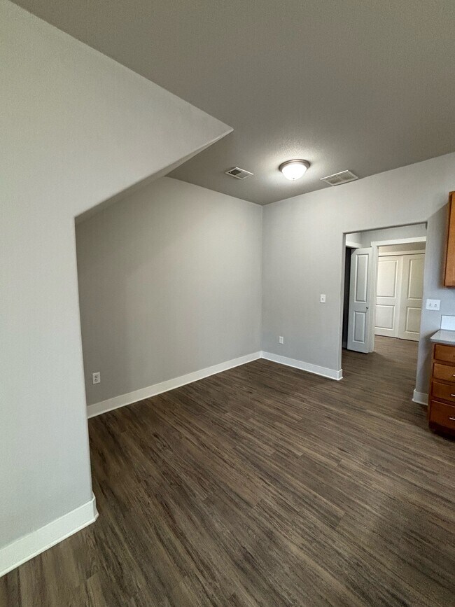 Photo - 6459 Orchard Park Dr