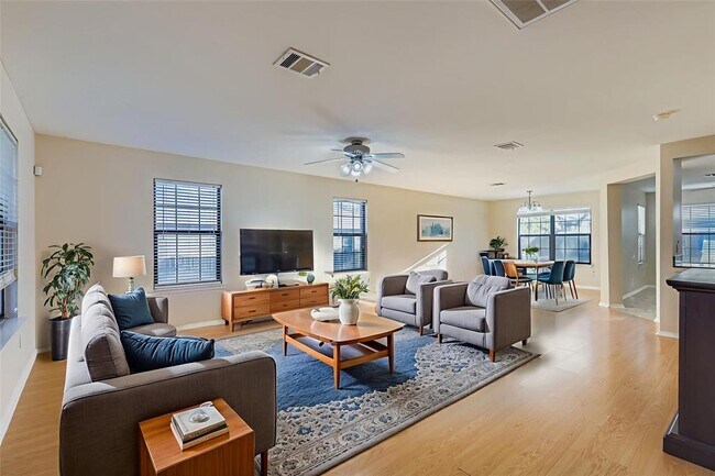 Photo - 1105 American Robin Path