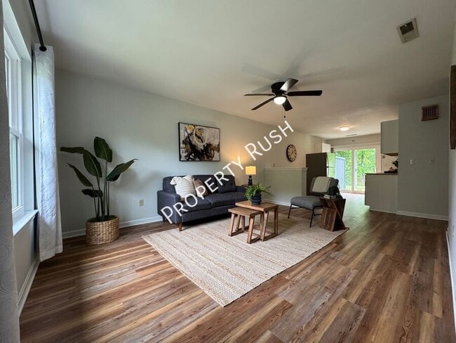 Photo - 8740 Millard Lee Ln Unit 8740