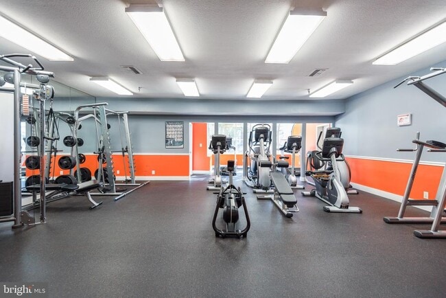 Photo - 3313 Wyndham Cir Unidad 4218