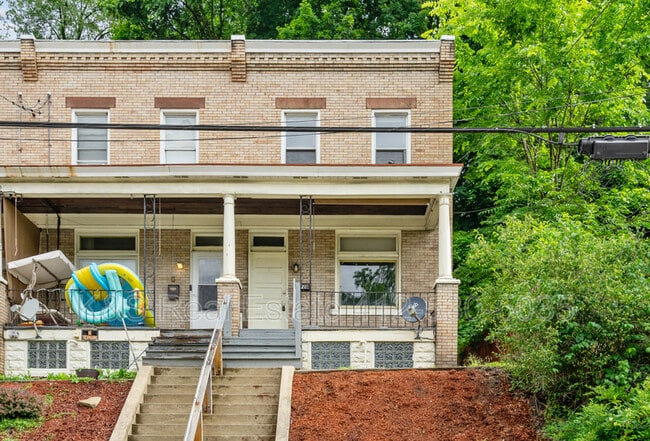 Building Photo - 3720-3726 Baytree St