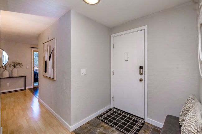 Photo - 4826 S 187th Pl Unit D105