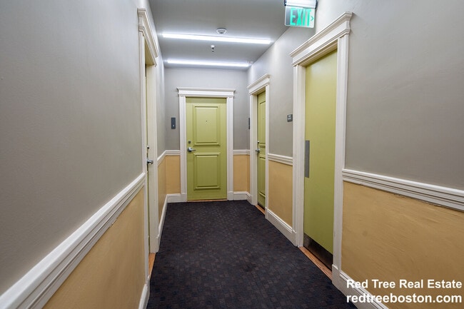 Photo - 35 Park Dr Unit 4