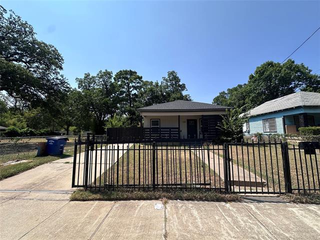 Photo - 2903 Carpenter Ave