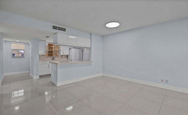 6300 La Costa Dr Unit H