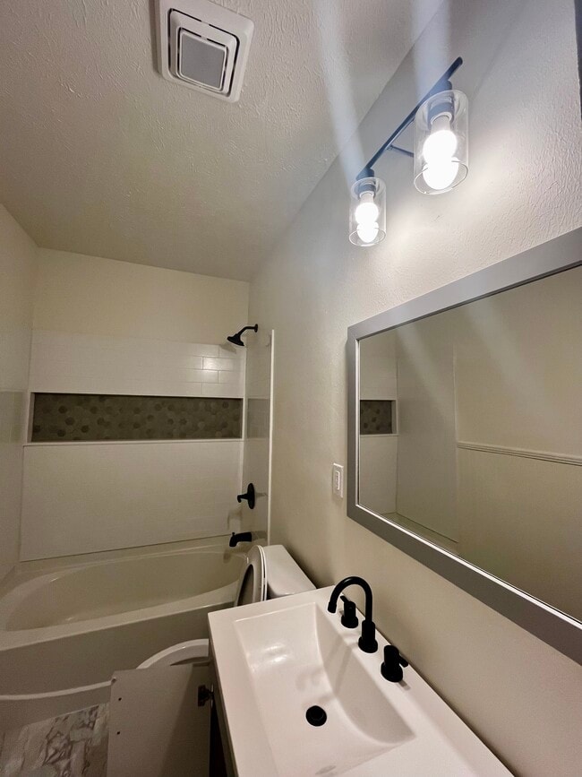 Photo - Flats on 5th Unit 2